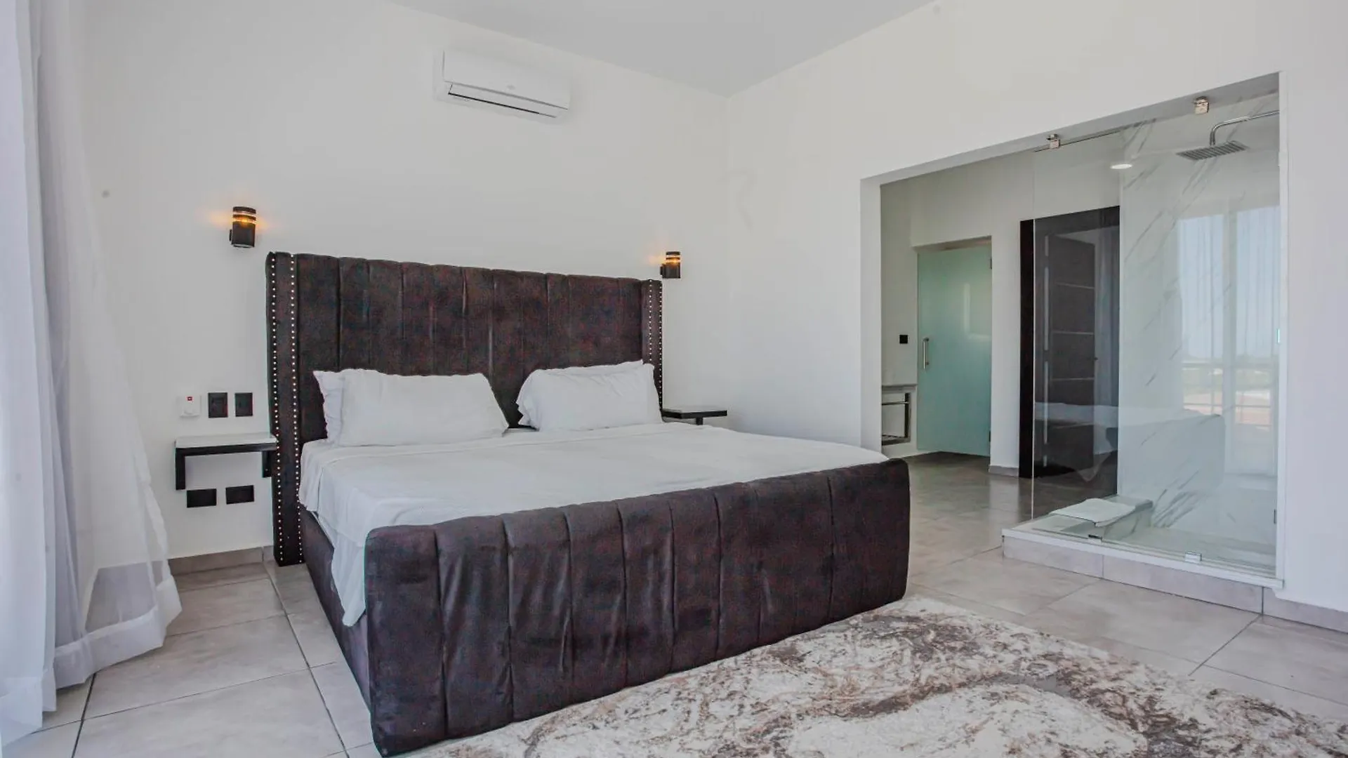 Instyle Residences At Rizz Suites Sosúa