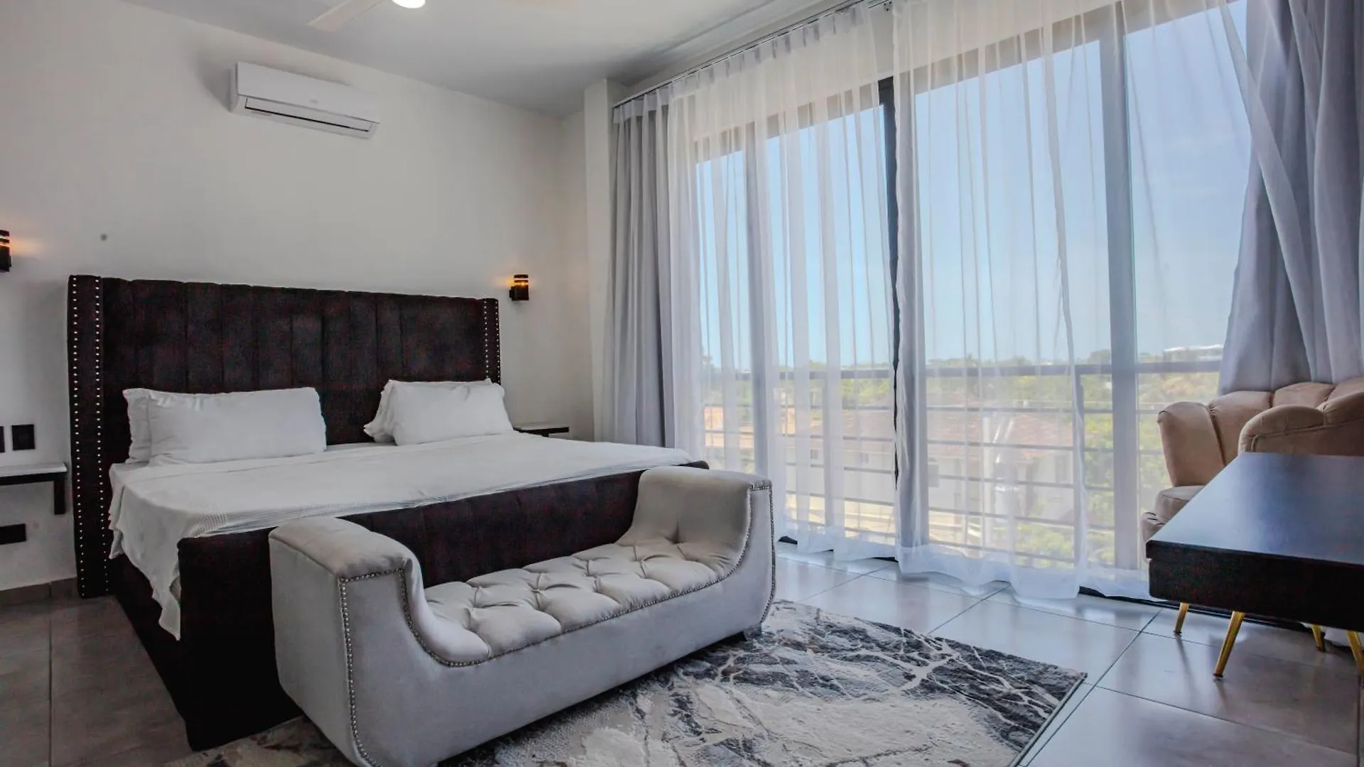 Instyle Residences At Rizz Suites Sosua Hotel