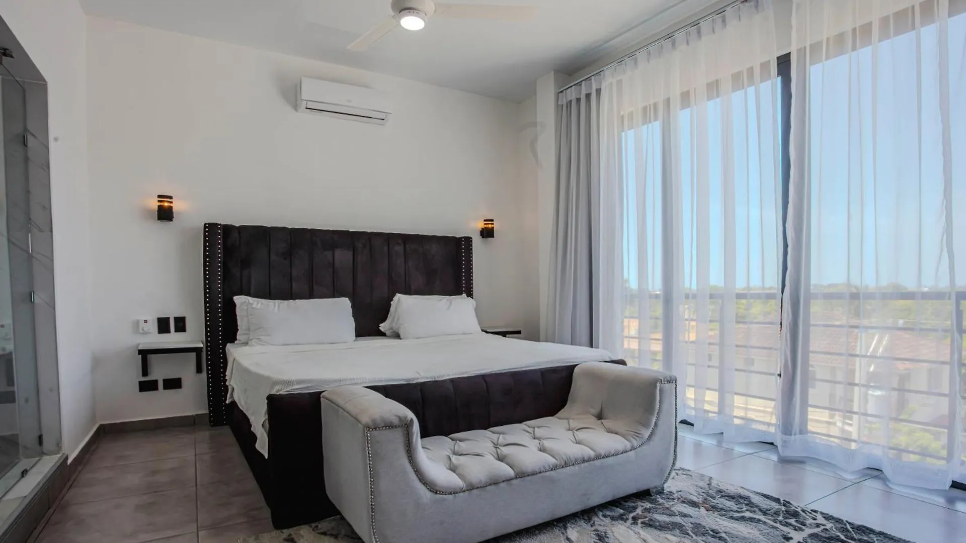 Instyle Residences At Rizz Suites Sosua 0*,