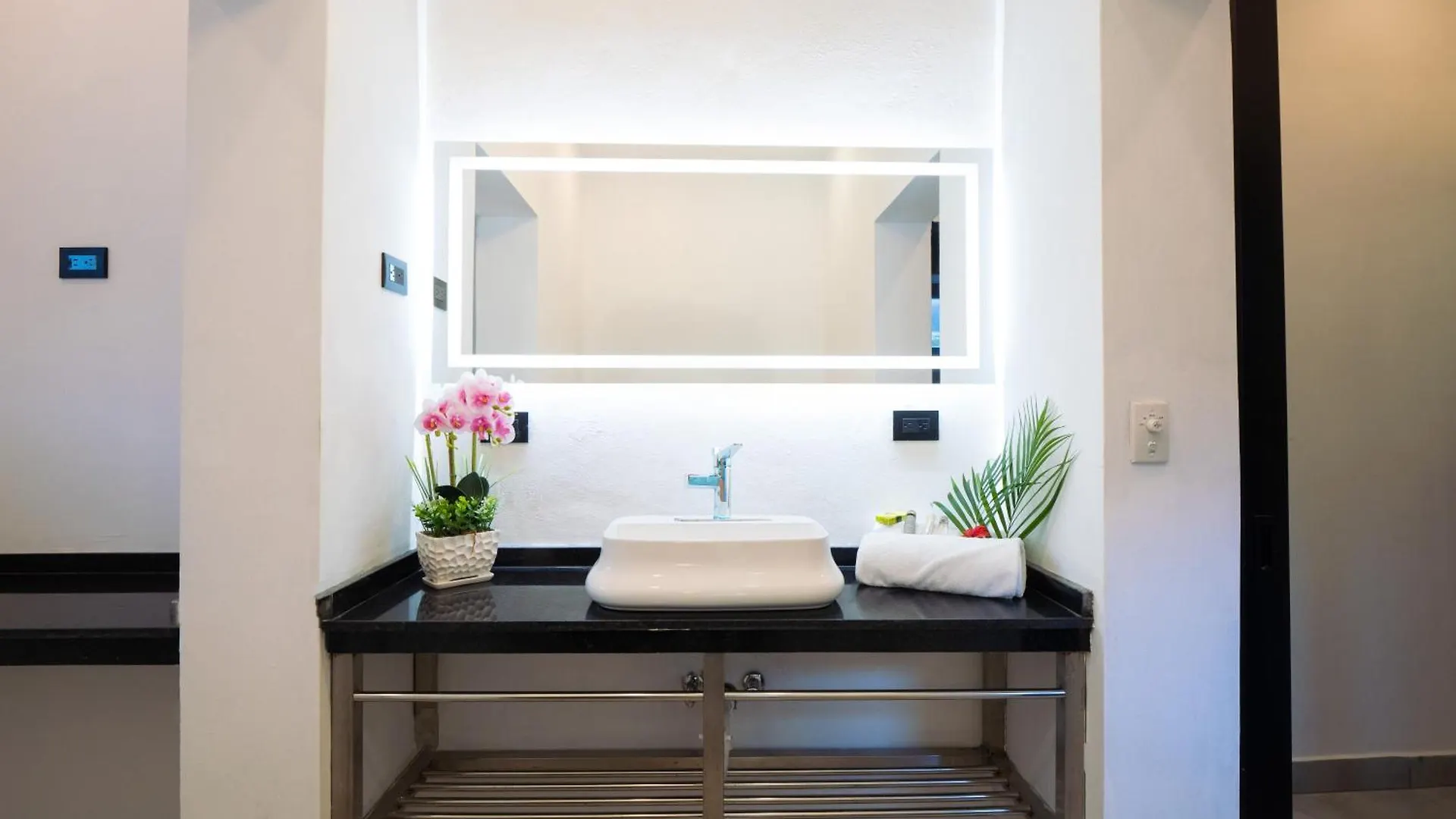 Instyle Residences At Rizz Suites Sosua 0*,