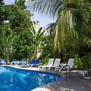 Residencial Estephany Apartahotel Sosúa
